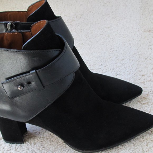 Like New Aquatalia Italian Made Suede/Leather Ankle Boots - Picture 4 of 8